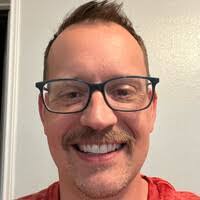 Russ Riggs's Instagram, Twitter & Facebook