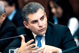 Rafael Vela: “[No tenemos] ninguna relación con la ong IDL” (Expreso)