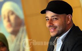 Sering Pergi Ini Rahasia Maher Zain Biar Tak Diomeli Istri Tribunnews Com Mobile