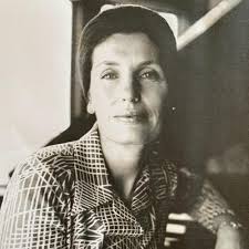 Lois Howard Obituary (1932