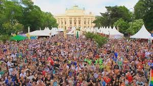 Daher haben sich nun auch die wiener organisatoren, die homosexuelle initiative (hosi) wien. Europride 2019 Vienna Austria Celebrates Stonewall 50 The Blunt Post