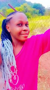 Title: Addicted to Her, The Ceo's Spoiled Darling ML: HuangWenBo FL: Zhai Yiying  Lin Momo, a college student, is exploited by her foster mother and forced  to work long hours. One day,