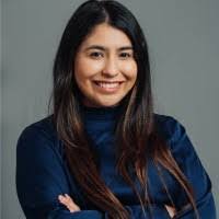 Alejandra Lemus's Instagram, Twitter & Facebook