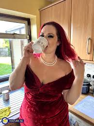 Maturenl Juliet Redhead Sam Bourne Bartaxxx Chubby Faxe xxx porn pics