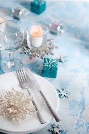 Of course, classical christmas colors are green and red, but there are beautiful alternatives: Christmas Table Decorating Ideas And Tips For Your Festive Dinner
