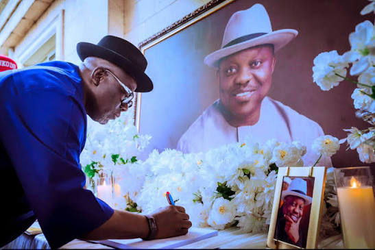 OBOREWORI VISITS UDUAGHAN'S FAMILY, SAYS HIS LEGACY WILL ENDURE Delta State Governor, Rt. Hon. Sheriff Oborevwori, has paid a condolence visit to the family of former Governor Dr. Emmanuel Eweta Uduaghan, CON,