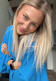 Mackenzie Hodges's Instagram, Twitter & Facebook