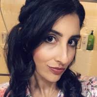 300+ perfiles de «Gina La»