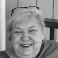 Diana Thames's Instagram, Twitter & Facebook