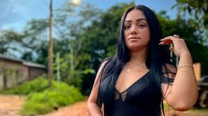 Sleeping naked - a provocative suggestion to experience the ultimate with desi aunty