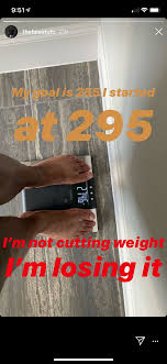 Retro, old, summer, sand, beach. Derrick Lewis Halfway To Losing 40lbs In Preparation For His Fight Against Ivanov At Ufc 244 Mma