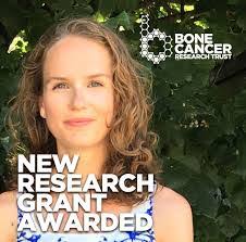 Judith Starling's Instagram, Twitter & Facebook