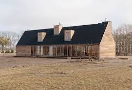 Das Schwarze Haus Uckermark Schwarzes Haus Architektur Haus Architektur
