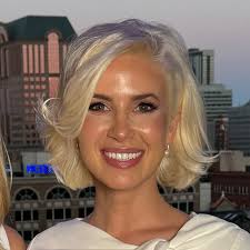 Caroline Sunshine (@carolinesunshine) • Instagram photos and videos