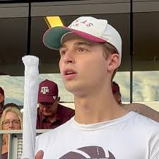 It’s a good time to be an aggie 👍🏻