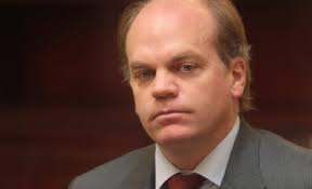 Patricio Walker: "Nosotros queremos restringir esa posibilidad, que pagar a  familiares de la víctima no signifique una rebaja de pena"