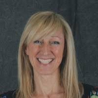 Janice Munroe's Instagram, Twitter & Facebook