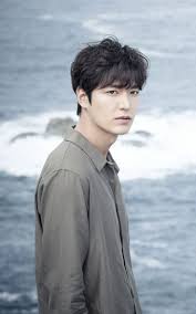 Karakter pertama di kehidupan sebelumnya dia berperan sebagai dam ryung. Lee Min Ho Legend Of The Blue Sea Lee Min Ho Lee Min Heo Joon Jae
