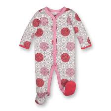 · here are all of the best baby clothes brands in 2019 that use natural fibers, high quality construction, and organic practices to keep your baby clothed in safety and comfort. 10 Best Organic Baby Clothing Brands Rank Style