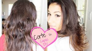 Cómo cortarse el cabello en casa. 7 Pasos Para Cortarte El Cabello Tu Misma Tutorial
