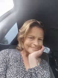 Can anyone help a 91-year-old patient with sciatic pain in Kahului, Maui?