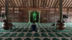 It is located in the malay village on the northern part of the island. Masjid Ar Rahman Kelantan Afiq Halid