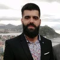 Daniel Vinas's Instagram, Twitter & Facebook