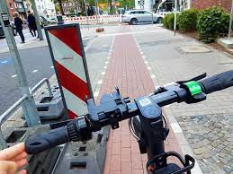 e scooter nrw stadte ziehen bilanz polizei nennt die grosste probleme nrw polizei fortbewegung