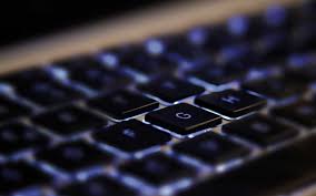 Sie dient dazu, zusätzliche funktionen der tastatur durch tastenkombinationen aufzurufen. So Einfach Konnen Sie Die Tastatur Umstellen Und Weitere Tastatur Probleme Losen Lizenzking Blog De