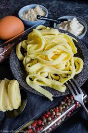 These Homemade Keto Egg Noodles Recipe With A Perfect Texture And Only 4 Ingredients And 8 In 2020 Noodle Recipes Homemade Almond Flour Pasta Recipe Keto Recipes Easy