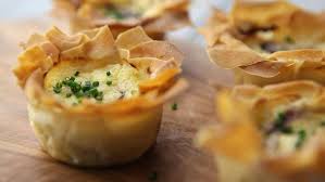 Mini Quiches Lorraine Pate Filo Pour Une Recette De Mini Quiches Lorraine C Est Par Ici Http Blog Docti Quiche Lorraine Recipe Buffet Food Quiche Lorraine