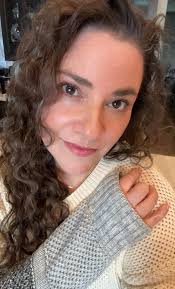 Rainy day must-haves! 🌧💕