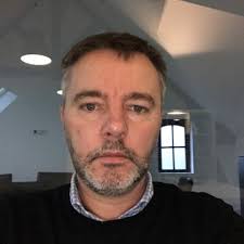 Trouvez un freelance Facebook disponible sur Malt