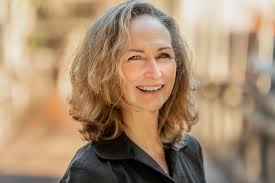 Margo Mcknight's Instagram, Twitter & Facebook