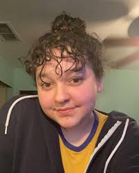 hi I'm Zadie! I'm from nyc and I'm looking to move to iv for next quarter.  I found a place