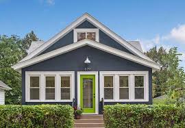 May 28, 2021 · bm white dove has a hint of gray in its undertone, which grounds the color from going too warm. 18 Exterior Paint Colors Trending Now