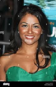 Karen David's Instagram, Twitter & Facebook