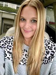 How will you treat me if I was your wife ♥️🥰🥰