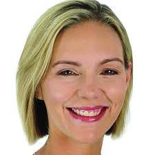 Mandy Jeffries's Instagram, Twitter & Facebook