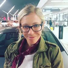 Drew Holcomb and the Neighbors