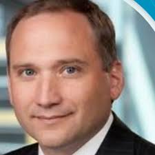 Raymond James finally names new RIA chief and, yes, he is a Schwab veteran 