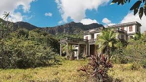 Val Ory Une Grande Maison De 1913 A Moka A Accueilli Reza Shah Pahlavi En Exil House Styles Mansions World