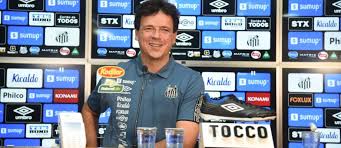 Fernando diniz silva (born 27 march 1974), known as fernando diniz, is a brazilian football manager and former player who is the current manager of santos. Apresentado Diniz Revela Sintonia Com Presidente Rueda E Elogia Futebol Para Frente Do Santos Fc Santos Futebol Clube