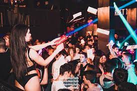 I expected it to be a regular protest, but there were already a ton of he was running on adrenaline — after that, he also saved someone else the cops knocked out. Tsunami Club Trap Italy Such A Crazy Party On Facebook