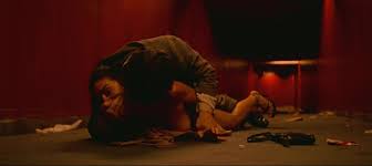 Изнасилование Моники Беллуччи в подземном переходе