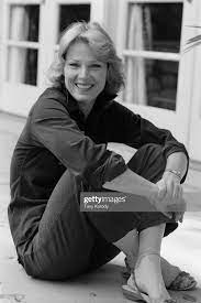 Zij heeft gestudeerd aan de carnegie mellon university in pittsburgh. Mariette Hartley S Feet Wikifeet