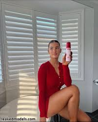 Laura MJJ  Laura.mjj  lauramjj_ Photo Nude Leaks OnlyFans 2 - Modèles  Leakées