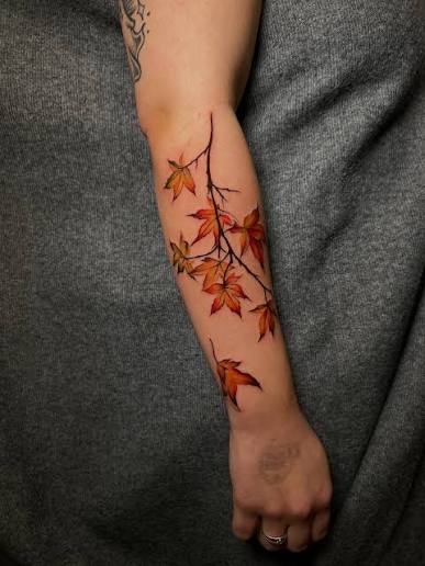 Autumn leaves color tattoo by Patryk @patryk.friday.tattoo #colortattoos #colortattoo #autumntattoo #leavestattoo #naturetattoo #okeydokeytattoo #tattooedinburgh #freshtattoo #scotland #autumn #autumnvibes🍁 #edinburgh