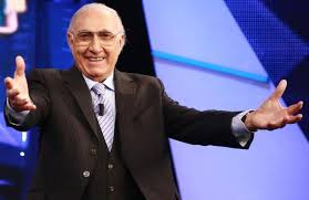Giuseppe vittorio raimondo baudo (born 7 june 1936), known as pippo baudo, is one of the most famous italian television presenters. Pippo Baudo Questa Tv E Inguardabile Cattelan Un Mistero Per Me Corriere It