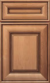 Laureldale Cabinet Door Style Semi Custom Cabinetry Diamondcabinets Com Glazed Kitchen Cabinets Ornate Kitchen Maple Kitchen Cabinets